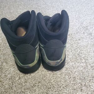 Jordan Kids Black and Green Sneakers